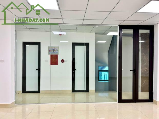 Tòa Nhà, Văn Phòng phố Vũ Đức Thận, 6 Tầng, Thang Máy, Hàng xóm Vinhomes.