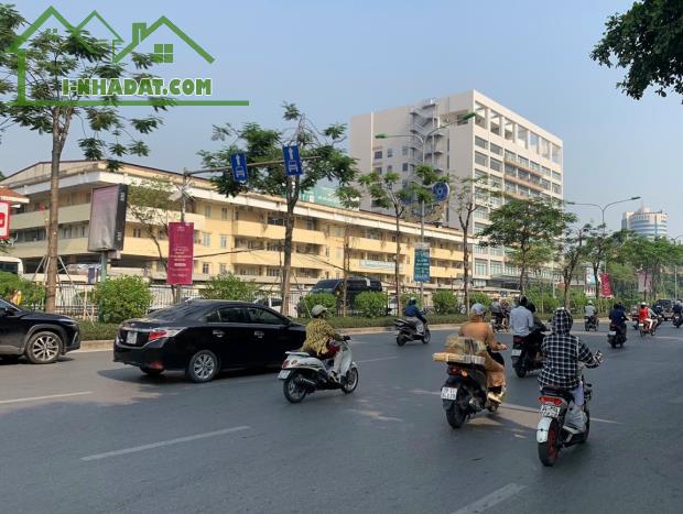 Bán nhà đẹp ngõ 298 ngọc hồi DT60m  4,5 tầng. Kinh doanh  ô tô 7 chỗ. Giá 5,5 tỷ - 5