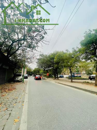 Biệt Thự VIP 553 Giải Phóng Hoàng Mai 140m 6T MT6m 28tỷ Thang Máy Kinh Doanh Đẳng Cấp. - 2