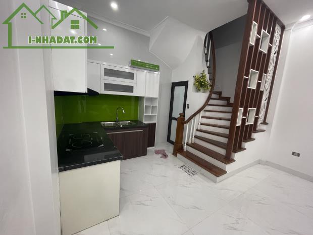MẶT NGÕ KINH DOANH VÕNG THỊ, GẦN HỒ, NGÕ THÔNG, SỔ VUÔNG, 32M2, 4T, MT 4,6M,  6,5 Tỷ - 1