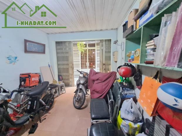 Bán nhà khu phố tây Bùi Viện, Quận 1, gần mặt tiền, tiện kinh doanh, 41m2 chỉ 6 tỷ - 2