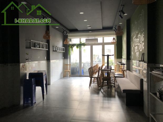 Nhà giá tốt ngay ngã tư Nguyễn Thị Thập và Huỳnh Tấn Phát