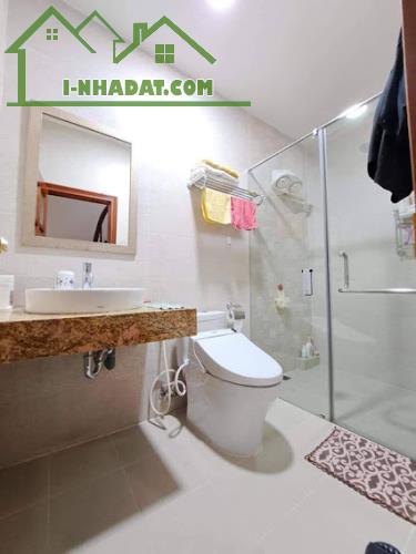 BÁN  Nhà Riêng THỊNH HÀO – TÔN ĐỨC THẮNG72m2 5 tầng 4m Mặt Tiền Chỉ Nhỉnh 8 Tỷ.  LH. Mr KI - 3