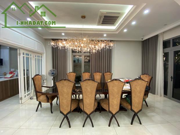 Bán nhà mặt hồ Văn quán, Lô góc cực hiếm, 250m2, 5 tầng, MT 25m, kinh doanh đỉnh - 1