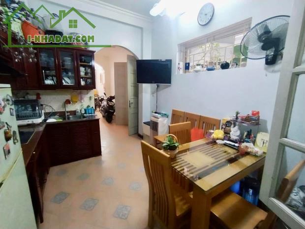 Ô TÔ ĐỖ CỬA NGÀY ĐÊM, LẠC LONG QUÂN, LÔ GÓC 3 MẶT THOÁNG, DT 60M2, 4T, MT 3.5m,  12 TỶ - 2