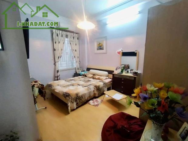 Ô TÔ ĐỖ CỬA NGÀY ĐÊM, LẠC LONG QUÂN, LÔ GÓC 3 MẶT THOÁNG, DT 60M2, 4T, MT 3.5m,  12 TỶ - 4