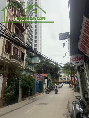 Bán nhà Tây Hồ khu vực vip đầu tư xây toà khách sạn vip DT 528 m2 giá 158 tỷ - 1