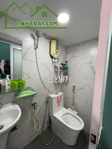 GẤP BÁN NHÀ NHỎ XINH KHU BẮC HẢI FULL NỘI THẤT - ĐẤT THÁNH TÂN BÌNH - 4TẦNG 3PN 21M2 2,8TỶ
