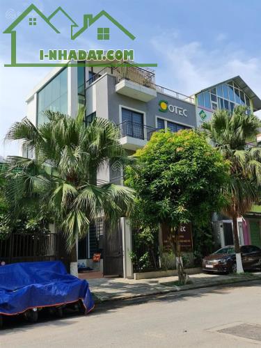 Bán BT Văn Khê, Hà Đông, DT 203m x 4T. MT 14m. Giá 25tỷ. LH: 0984135838