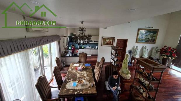 Bán Biệt thự phố Tư Đình, Hàng xóm Minh Tâm, cạnh siêu thị Aeon, DT330m, giá 46 tỷ - 2