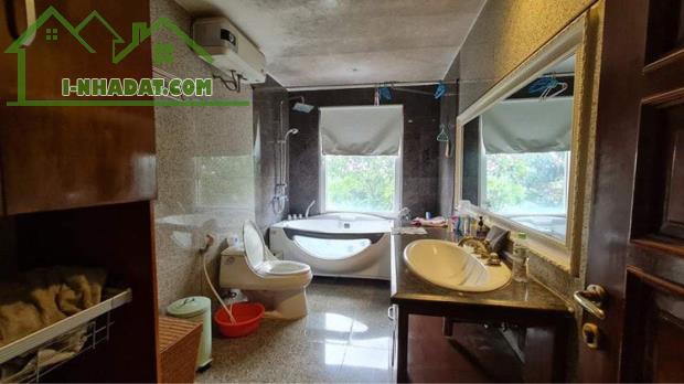 Bán Biệt thự phố Tư Đình, Hàng xóm Minh Tâm, cạnh siêu thị Aeon, DT330m, giá 46 tỷ - 3