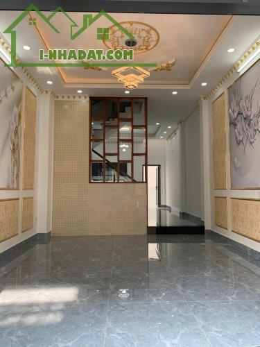 Bán nhà Bàu Cát, P12, Tân Bình 49m2, 4 tầng, HXH, giá 4,4 tỷ TL