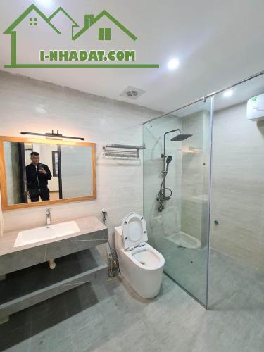 Bán Nhà Ngõ Nguyễn Văn Cừ, Long Biên, Gần Cầu Chương  Dương, 35m2, 5T chỉ 6,35 tỷ