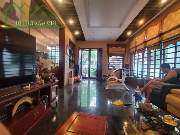 Siêu phẩm Quan Hoa 72m2 MT5m ngõ thông – kinh doanh chỉ nhỉnh 7 tỷ .