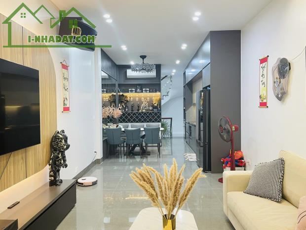 PHÂN LÔ, KINH DOANH, Ô TÔ TẢI TRÁNH,C THANG MÁY, PHỐ NGUYỄN KHÁNH TOÀN 50M2 MT 4M 8.5 TỶ - 3