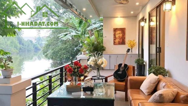 BÁN VILLA 2 MẶT TIỀN, GIÁP SÔNG SIÊU ĐẸP - HƯƠNG VINH – 6,x tỷ.LH 0967_139_891 - 1