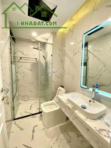 Cần bán nhà 86m2 thiết kế độc đáo phố Nguyễn Văn Cừ Gara 2ô tô, 6T thang máy, nhỉnh 13 tỷ - 2