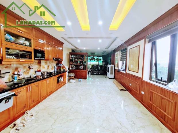 Bán nhà ngõ 131 Thái Hà, 71m2 xây 6 tầng, Mặt tiền 6,2m, thiết kế thông sàn, Giá 21,3 tỷ - 1