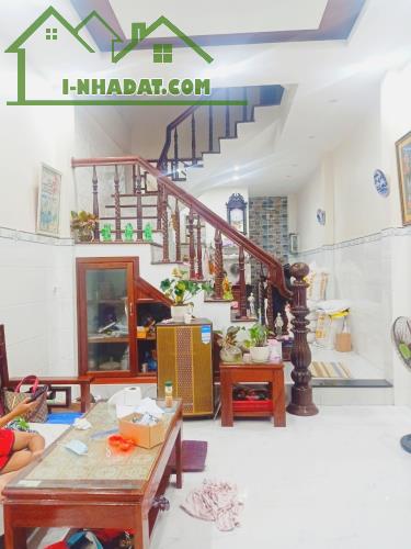 Vài bước chân ra Cao Thắng, Dt 36m2 - 3 Mê, chỉ hơn 2 tỷ (0935621182)