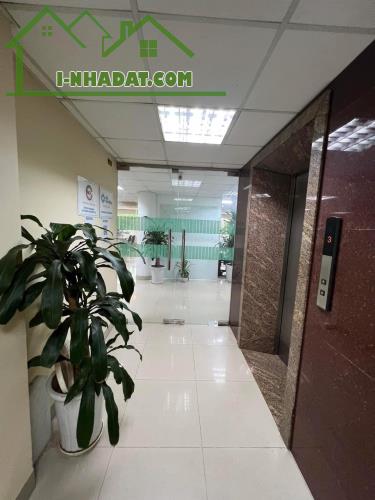 Bán toà nhà VP khu Cầu Giấy. DT 362m x 9 tầng. MT 15m. Giá 125 tỷ. LH: 0964769634 - 1