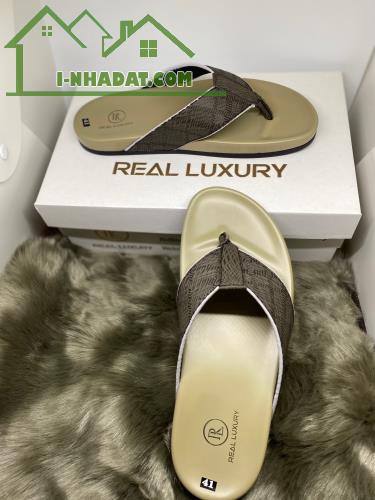 Xưởng giày dép Real Luxury tuyển cộng tác viên bán hàng online thành phố hồ chính minh - 1