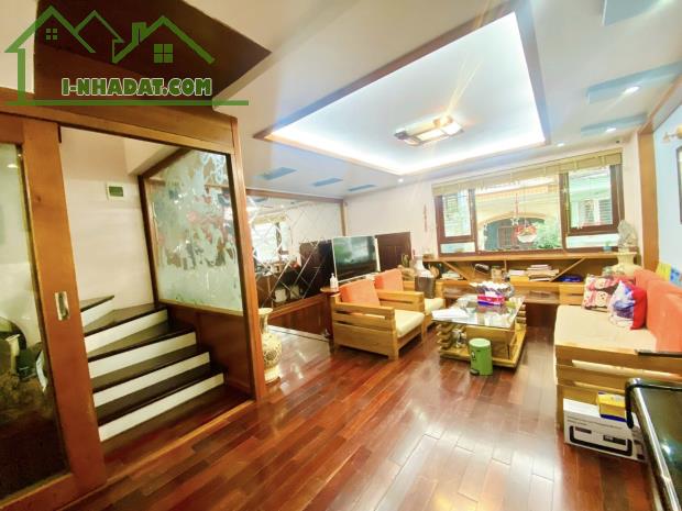 Bán Nhà Ngõ 229 Phố Vọng, Hai Bà Trưng 135m2x4T, MT 6m, Thang Máy, giá 28.8 tỷ