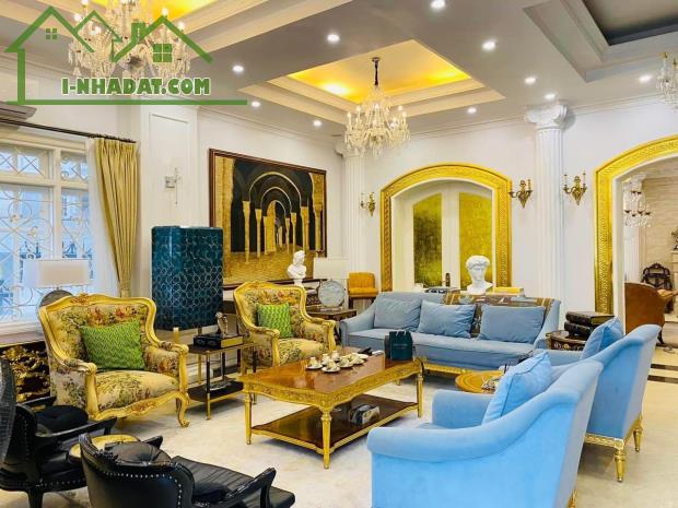 BIỆT THỰ SIÊU ĐẸP KHU VIP BÁN ĐẢO LINH ĐÀM - FULL NỘI THẤT TÂN CỔ ĐIỂN - 5