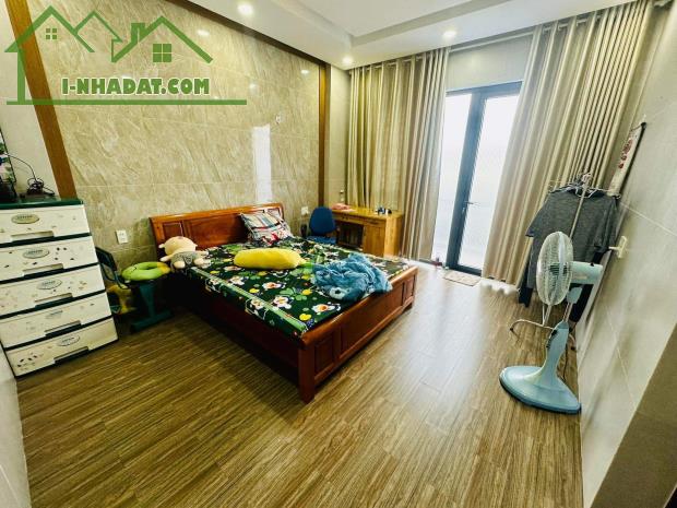 NHÀ LINH CHIỂU 150M2, 4 LẦU, NGANG 5M, 9PN, 10WC, HOÀN CÔNG, NỞ HẬU TÀI LỘC. - 4