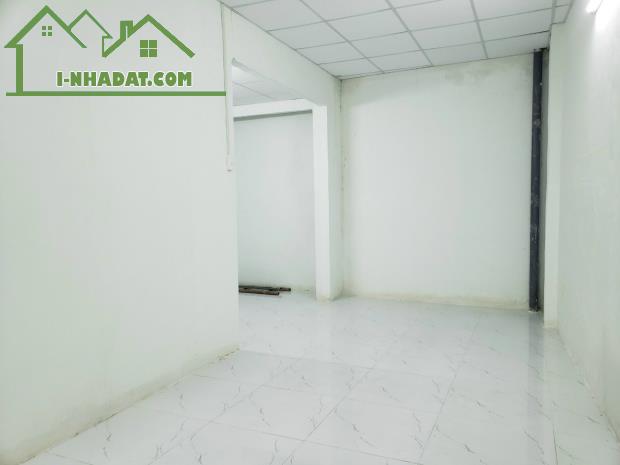 Bán nhà HXH Hòa Bình,P.Hiệp Tân,Q.Tân Phú,dt: 4 nở hậu 7 x 15 (70m2) nhà cấp 4 - 4 tỷ 5. - 1