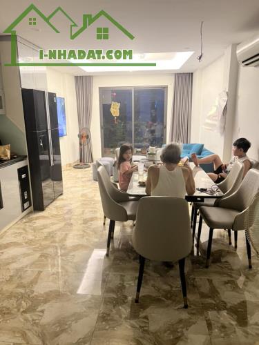 💥 Bán Nhà Mặt Phố Đông Các, Đống Đa, 75m2 8T Thang máy, MT 4m, Chỉ 37 Tỷ 💥