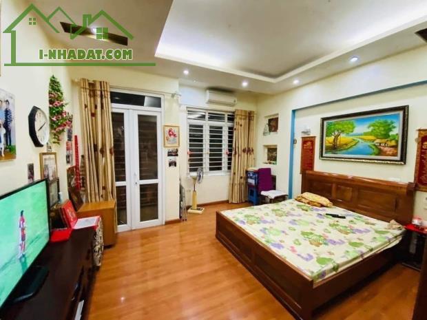 52m2 5 tầng 4.5m Mặt tiền giá nhỉnh 8 tỷ phố HOA BẰNG - QUẬN CẦU GIẤY - 3