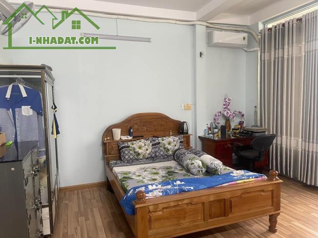 NHÀ HUỲNH VĂN CHÍNH, MỚI ĐẸP, GẦN 40M2 QUẬN TÂN PHÚ, NHỈNH 3 TỶ.