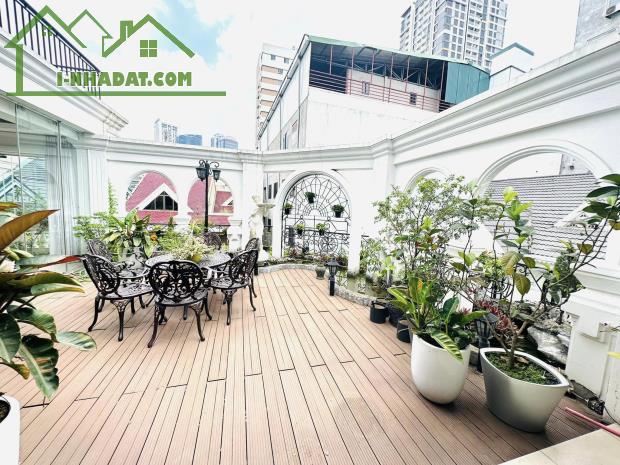 Cần bán gấp biệt thự khu VIP Cầu Giấy 180m2, 5T, lô góc, thang máy, tặng nội thất xịn, - 1