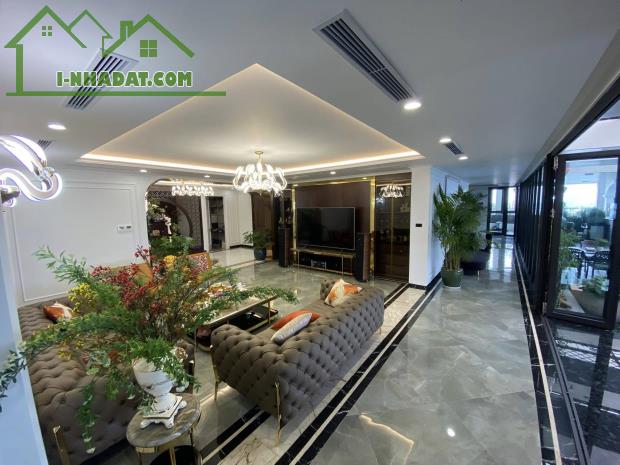 Bán Căn Penthouse  Minh Khai, DT 560m 3 ngủ, bể bơi riêng, 38 tỷ đồng