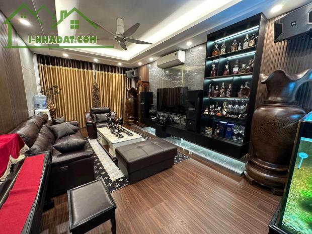 ⚜️ Bán nhà mặt phố Giáp Bát, Hoàng Mai, 75m2 6T MT 4m, Chỉ 17.8 Tỷ ⚜️ - 3