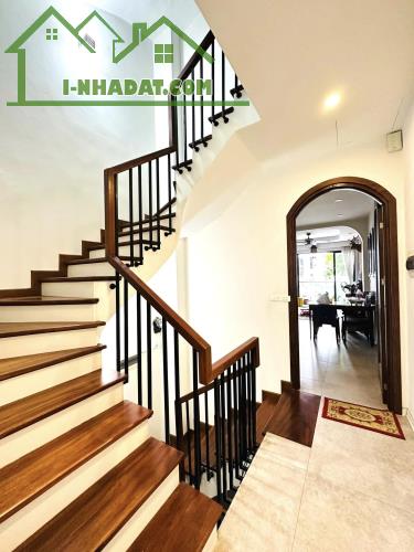 ⚜️ Bán nhà siêu phẩm Mai Anh Tuấn, Đống Đa, 50m2 5T MT 3.5m, Chỉ 18 Tỷ ⚜️ - 1
