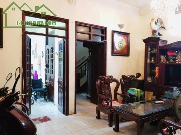 ⚜️ Bán nhà Phố Đội Cấn, Ba Đình, Ô Tô 101m2 5T MT 6.4m, Chỉ 20.5 Tỷ ⚜️ - 1