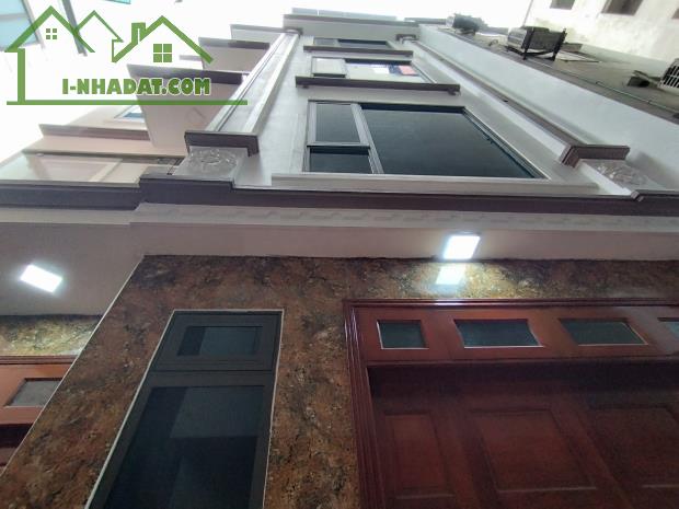 Nhà cần Bán gần Bưu Điện Hà Đông– Hà Nội (45m2, 6.5 tỷ x), ô tô gần nhà-0943075959