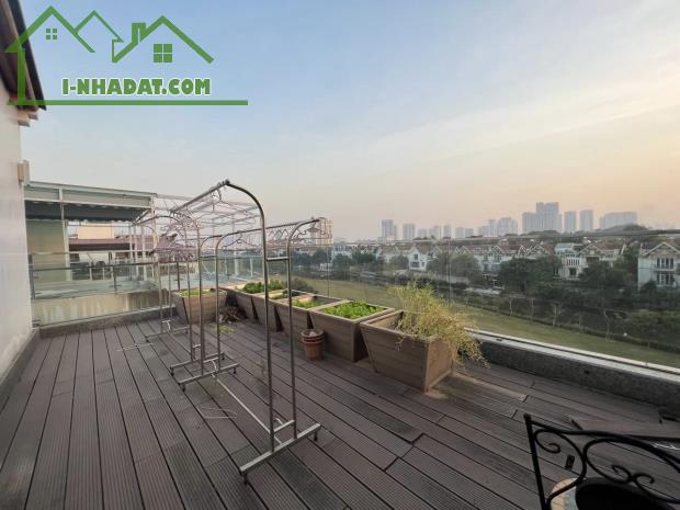 [Ô tô] Bán nhà Biệt thự Hồ Tây, 300m2x4T, MT 15m, Giá 65 tỷ, Tiểu cảnh, Bể bơi vip.