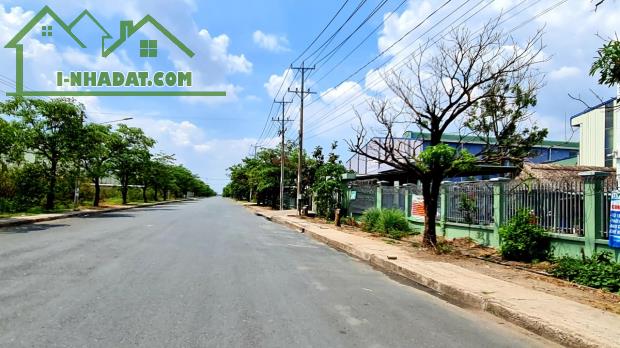 Cho thuê kho xưởng 800m2 ở Đức Hòa, Long An giá 40tr/tháng Lh: 0949 861 287 - 2