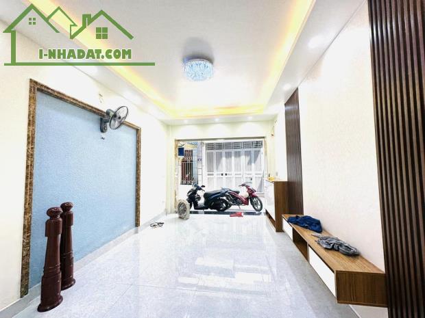 Bán Nhà Kim Giang – Thanh Xuân , DT 44m2 , 5 Tầng , Giá Nhỉnh 5  tỷ , ngõ ô tô Tránh - 5