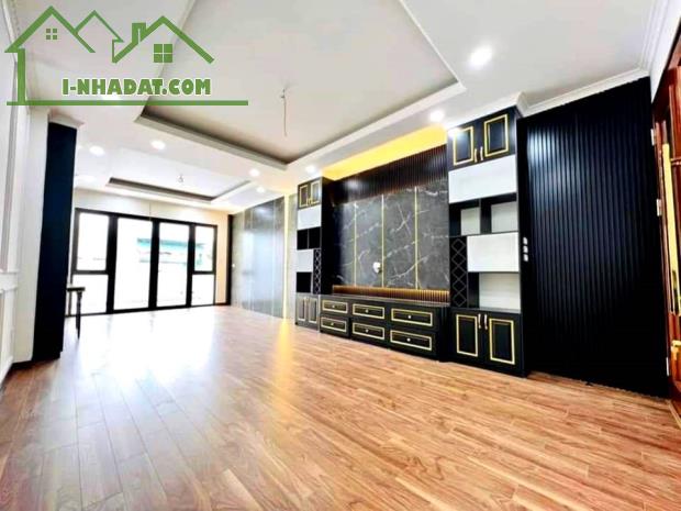 Bán nhà mặt phố Chùa Quỳnh 45m2 xây 6 tầng Thang Máy, mặt tiền 4,5m thông sàn, Giá 11,5 tỷ - 1