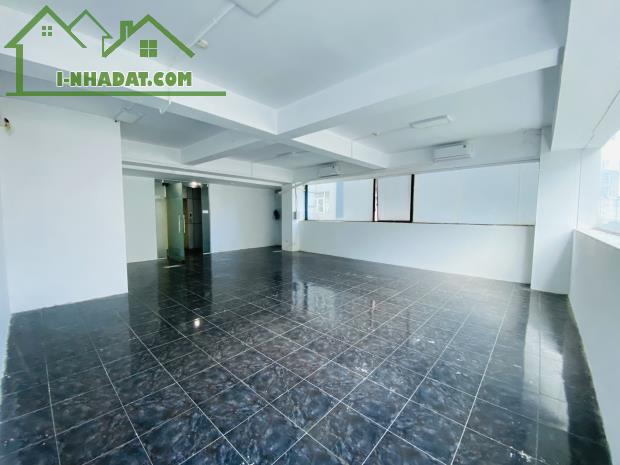 Cần cho thuê gấp sàn văn phòng Duy Tân, Cầu Giấy 130m2, giá tốt, xe cộ để thoải mái - 4