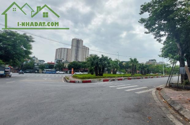 Bán đất Phân lô phố Cổ Linh, Mặt Đường 4 Làn Xe, View Công Viên, Hồ Điều Hòa, Elegent - 3