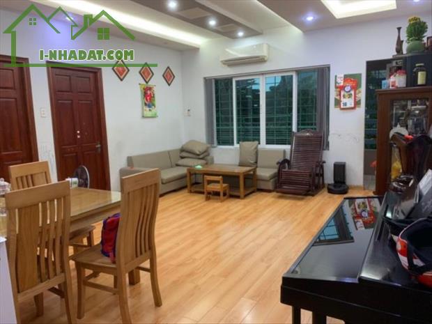 Bán  nhà phố mặt tiền QL1A.Trả góp linh hoạt 20 năm - 2