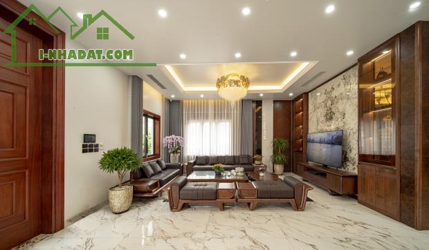 Bán  nhà phố mặt tiền QL1A.Trả góp linh hoạt 20 năm