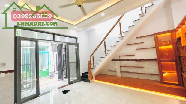 Bán Nhà 60m2 Ngay Cụm Trường Học Tân Đông Hiệp Hẻm 5m - 1