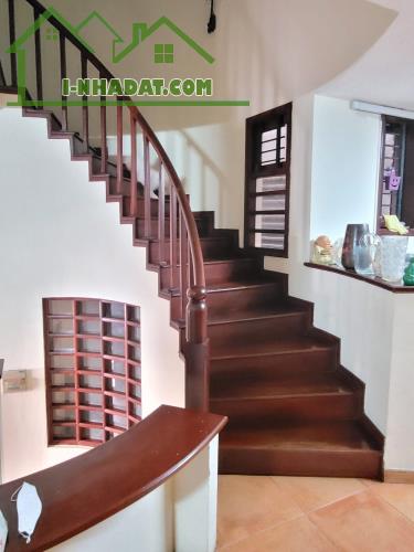 Bán Nhà Phố Nguyễn Công Hoan - Mặt Tiền 9m - 120m2 x 5T - 28 tỷ