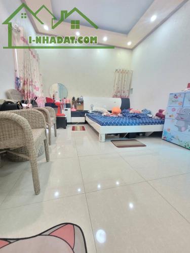 Nhà sát Hẻm xe tải Chu Văn An, Bình Thạnh, 65m2, nở hậu, chỉ 6 tỷ 980 - 1