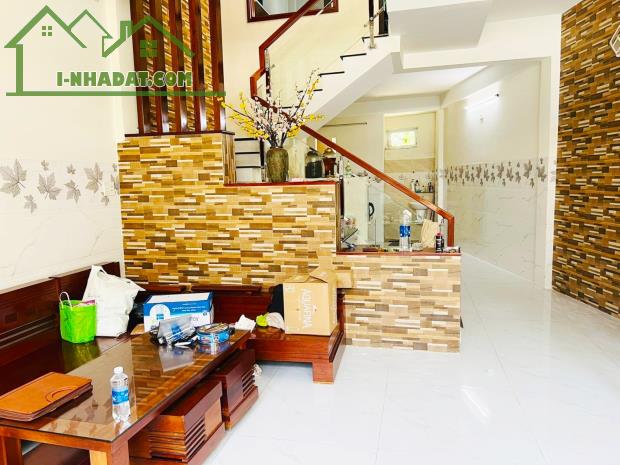 Kiệt Lê Duẩn, DT 55m2 - gần Mặt Phố, để lại toàn bộ nội thất – Vào Ở Ngay, chỉ 3 tỷx